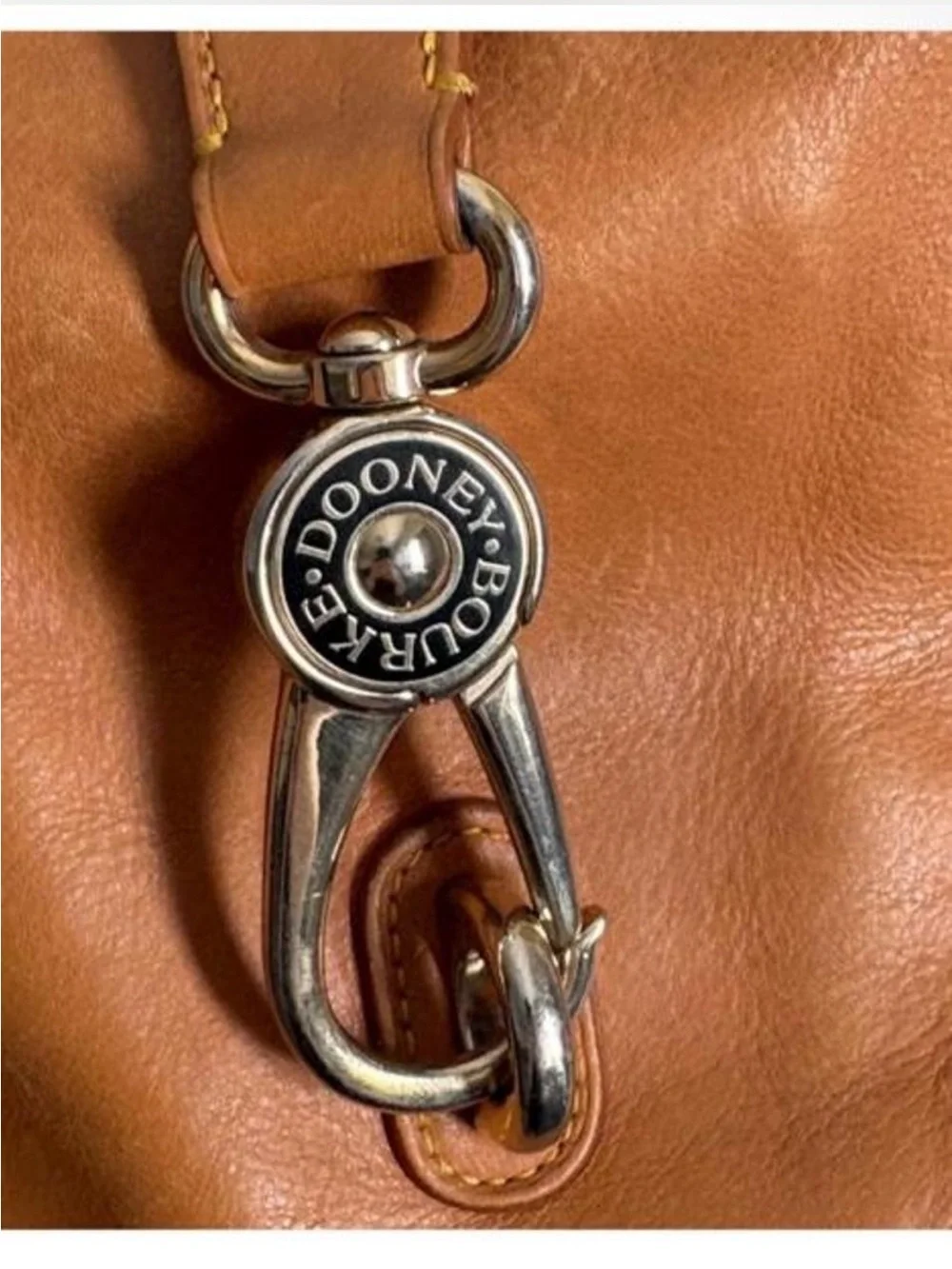 Dooey & Bourke Leather Shoulder Bag in Tan